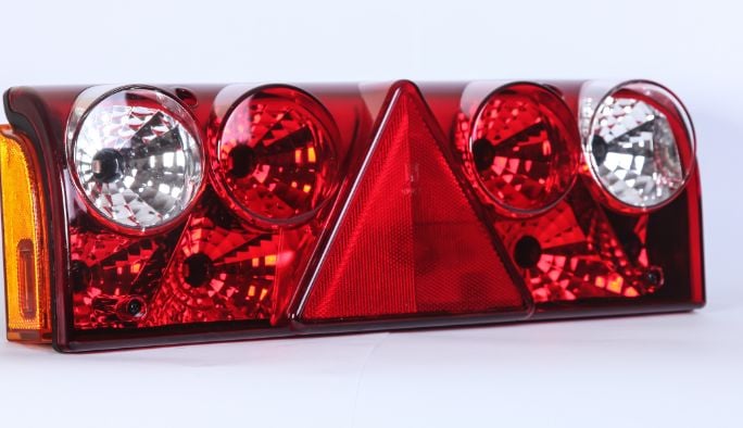 ÜÇLER.3-0106LK ÜÇLER TIR DORSE STOP LAMBASI YM SOL