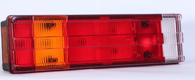 ÜÇLER.3-0122LK ÜÇLER 7 FONKSİYONLU STOP LAMBASI KANALLI KABLOLU