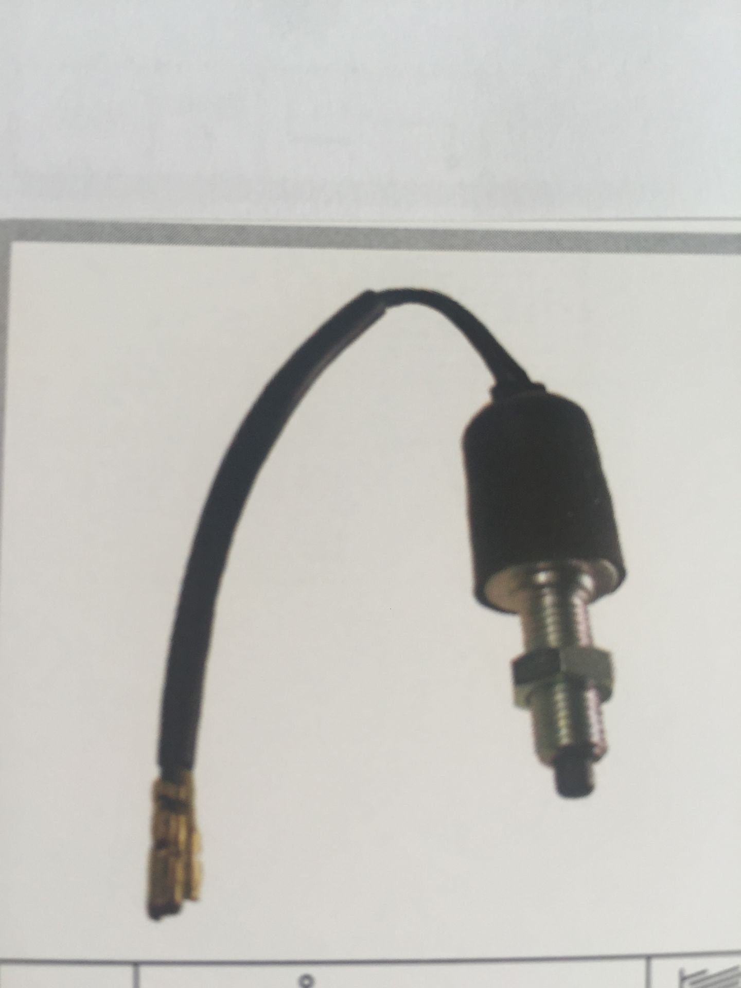 KLF 700033 FREN MÜŞÜRÜ ISUZU PLATİNLİ 24V  5814400150 8941568210