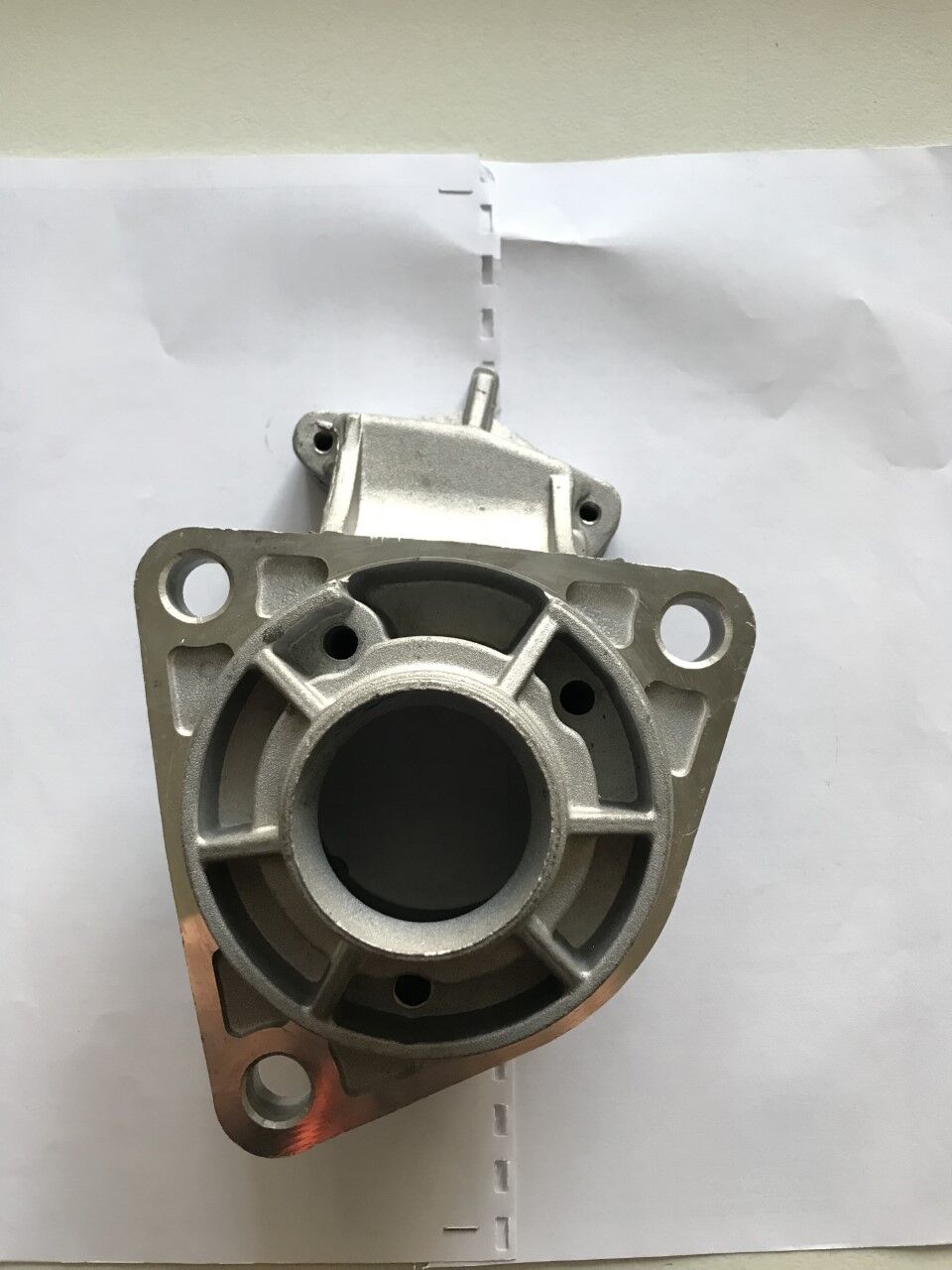 MEDOR-07-24-2612** MC 2612  PİNYON KAPAĞI HITACHİ EX 200  KAWAZAKİ 70 SAĞ AĞIZ KOMATSU FOKLİFT ISUZU MOTOR