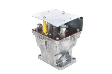 BOSCH_0333301009 Akü Rölesi, 24 V, 200 AMAN; MERCEDES-BENZ; VOLVO;  O 305 197611 - 198705; B 12 199206 - 199510; B 12 199109 - 199510; O 302 196905 - 197412; SR 280 H 197701 - 198611; O 305 G 197802 - 198705; O 305 G 197902 - 198705; O 303 197410 - 198306