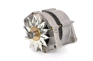 AlternatörIVECO; URAL AUTOMOBIL PLANT 190-Serie; 240-Serie; 400-Serie; 260-Serie; 440-Serie; 180-Serie; 80-Serie; 150-Serie; 170-Serie; 90-Serie; 320-Serie; 130-Serie; 380-Serie; 340-Serie; 120-Serie; 100-Serie; 410-Serie; 720-Serie; 330- REN 7700308