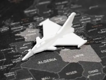 Kit Card Rafale Savaş Jeti 3D Maket Model