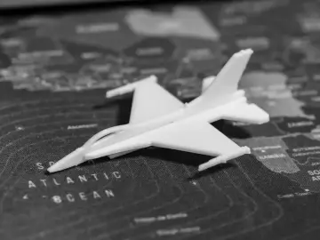 Kit Card F16 Savaş Jeti 3D Maket Model