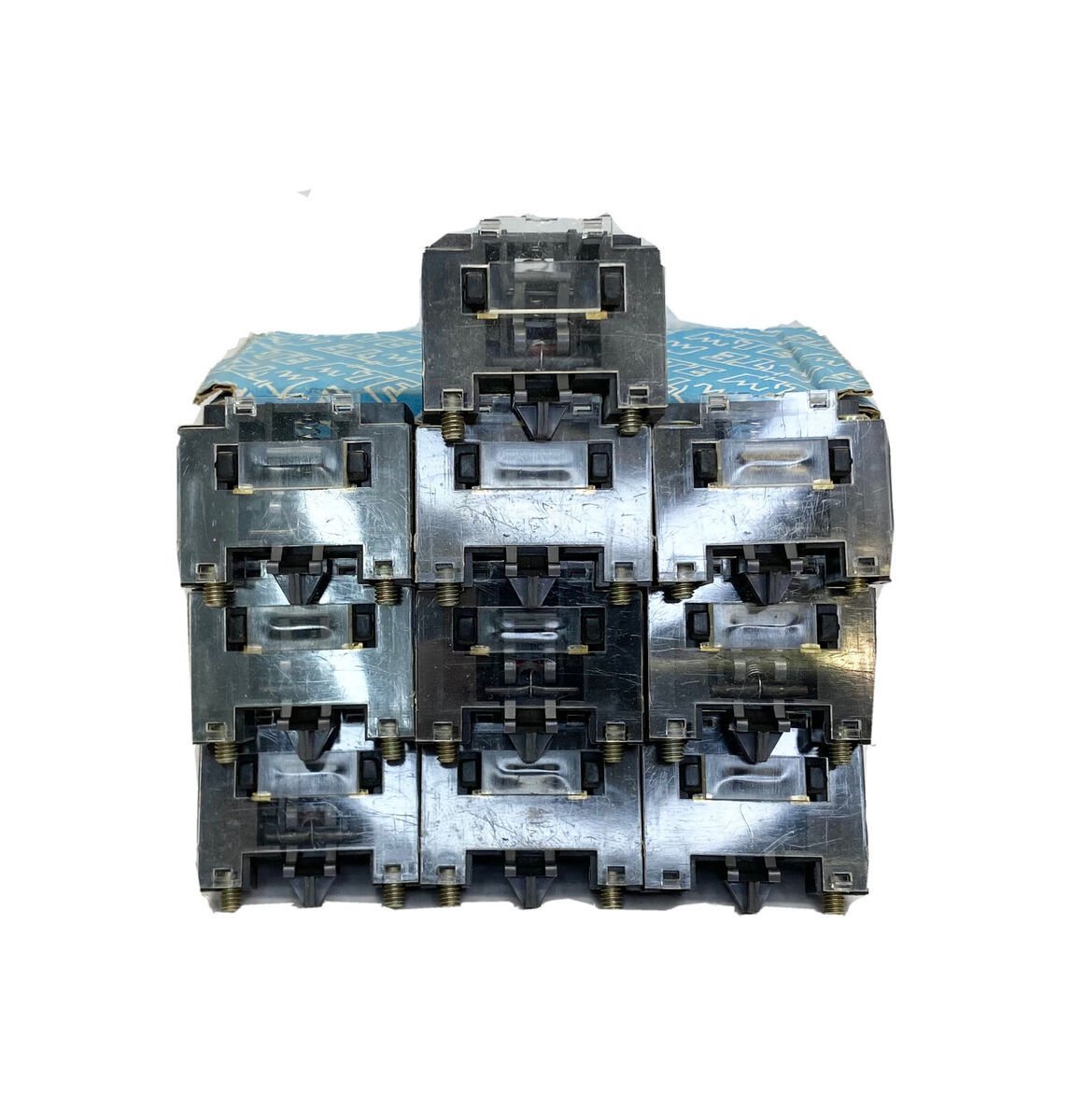 KABLO KUTUSU MTA.01.000800  JSB SİGORTA KUTUSU 4 TAKIM İLE JCB SİGORTA KUTUSU