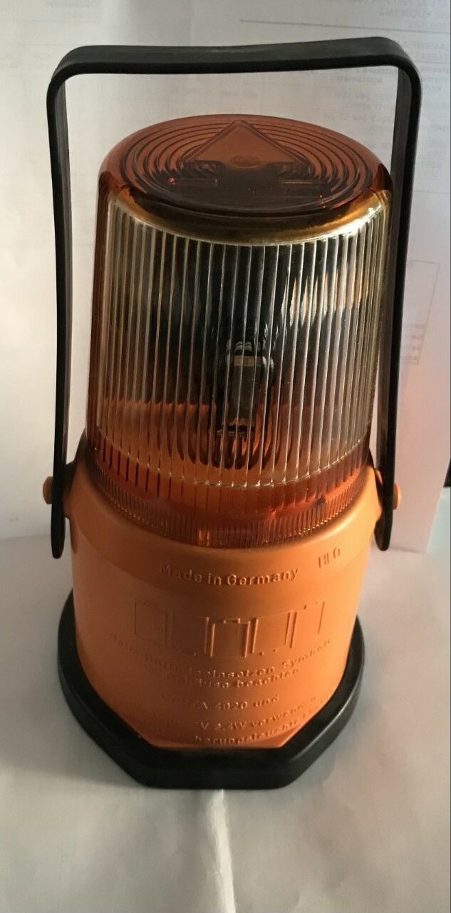 HELLA-2XW001980001  İKAZ LAMBASI EL SEYYAR