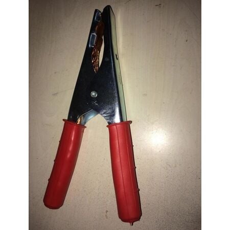 MTA-1-01-20 MTA AKÜ MAŞASI 400 AMP.SİYAH/KIRMIZI  MTA (48.14250)