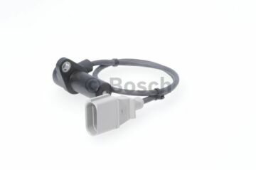 Hız/Devir SensörüAUDI; VW (VOLKSWAGEN) A8 4.2 quattro 199406 - 199812; A8 4.0 TDI quattro 200305 - 200507; A8 4.2 quattro 199704 - 199812; A8 4.2 quattro 200005 - 200209; A8 4.2 quattro 199810 - 200102; A8 3.3 TDI quattro 199912 - 200208;  VWW 077905