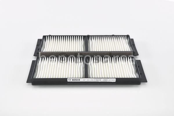 MAZDA 3 1.6 MZR-CD 10.2010 - 10.2013  BOSCH POLEN FİLTRESİ