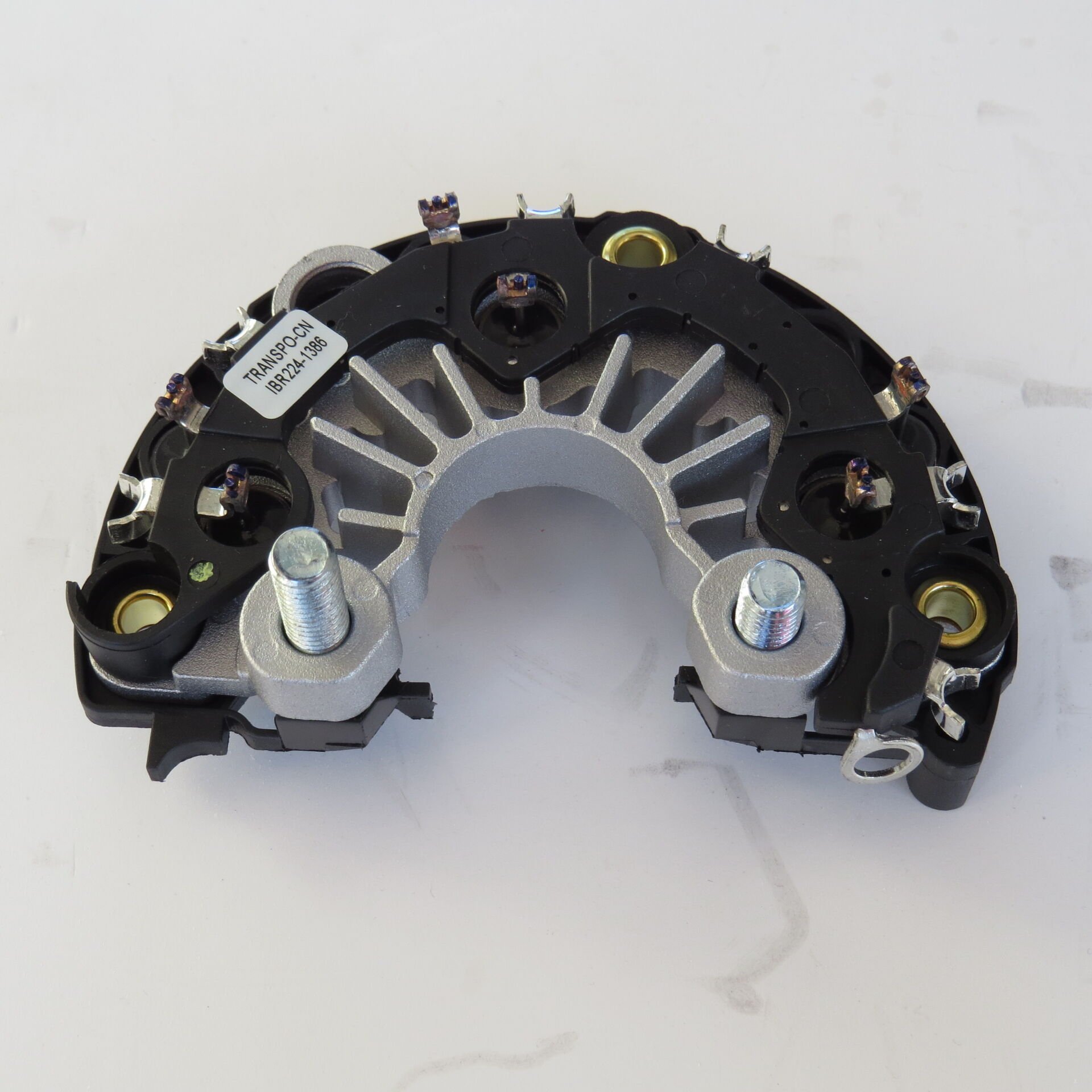 MEDOR IBR 224  DİOT TABLASI SOL UZUN CİVATA ACTROS TRANSPO MERCEDES AXOR F00M133290