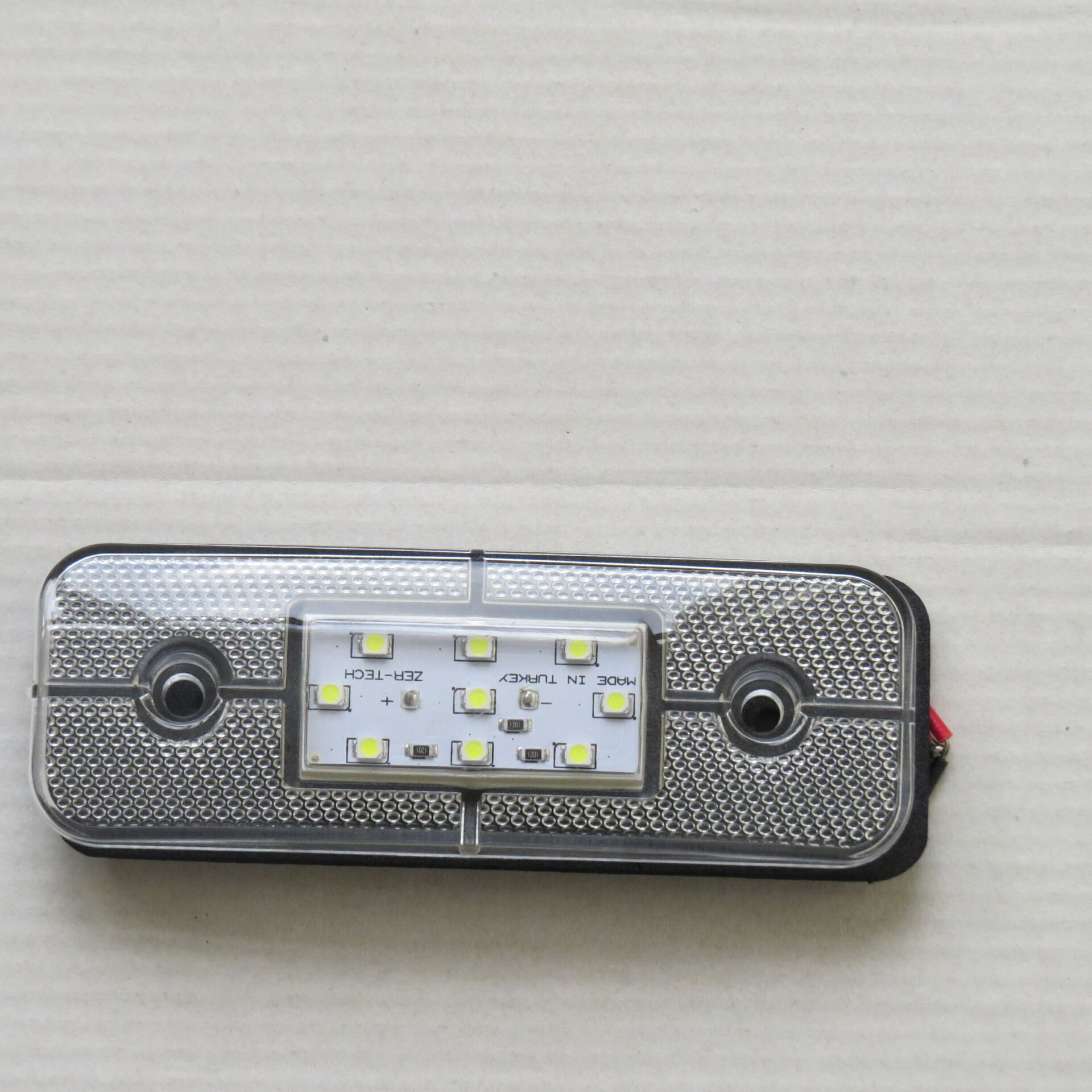 ÜÇLER.A19-0911LB ÜÇLER 9 LEDLİ OVAL SİNYAL LAMBASI  BEYAZ