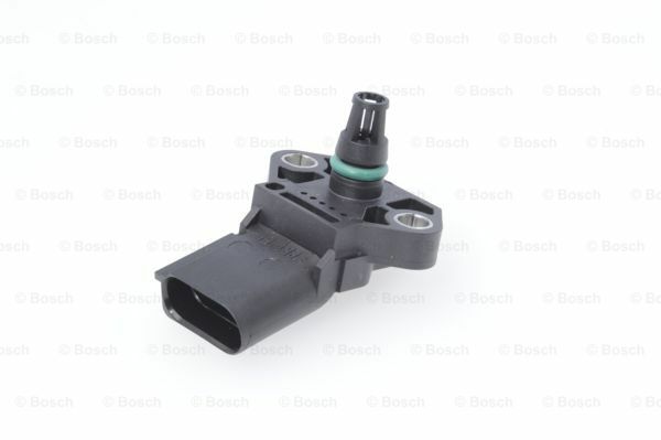 Basınç SensörüAUDI; VW (VOLKSWAGEN); SEAT Q5 2.0 TFSI quattro 200811 - 201209; A5 2.0 TFSI Coupe 200809 - ; A5 2.0 TFSI Sportback 200909 - ; A5 2.0 TFSI Sportback quattro 200909 - ; TT 2.0 TFSI Coupe 201005 - ; A6 2.0 TFSI 201105 - ; A5 2.0 T VWW 038