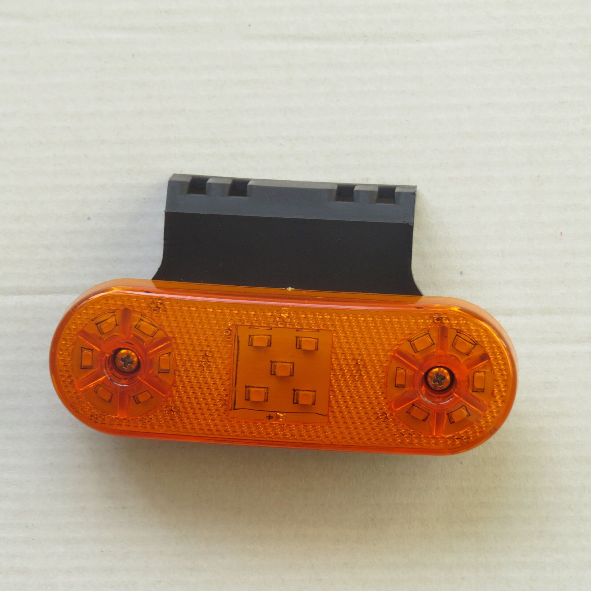 17 LED SİDE MARKER DORSE LAMBA BRAKETLİ  SARI