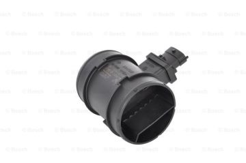 Hava Kütle ÖlçerSUZUKI Swift 1.3 DDiS Diesel Turbo Hatchback 201009-; Swift 1.3 DDiS Diesel Turbo Hatchback 201009-; SX4 2.0 DDiS 4WD Hatchback 200909-; SX4 2.0 DDiS Hatchback 200909- SUZ 1380079J80000; SUZ 1