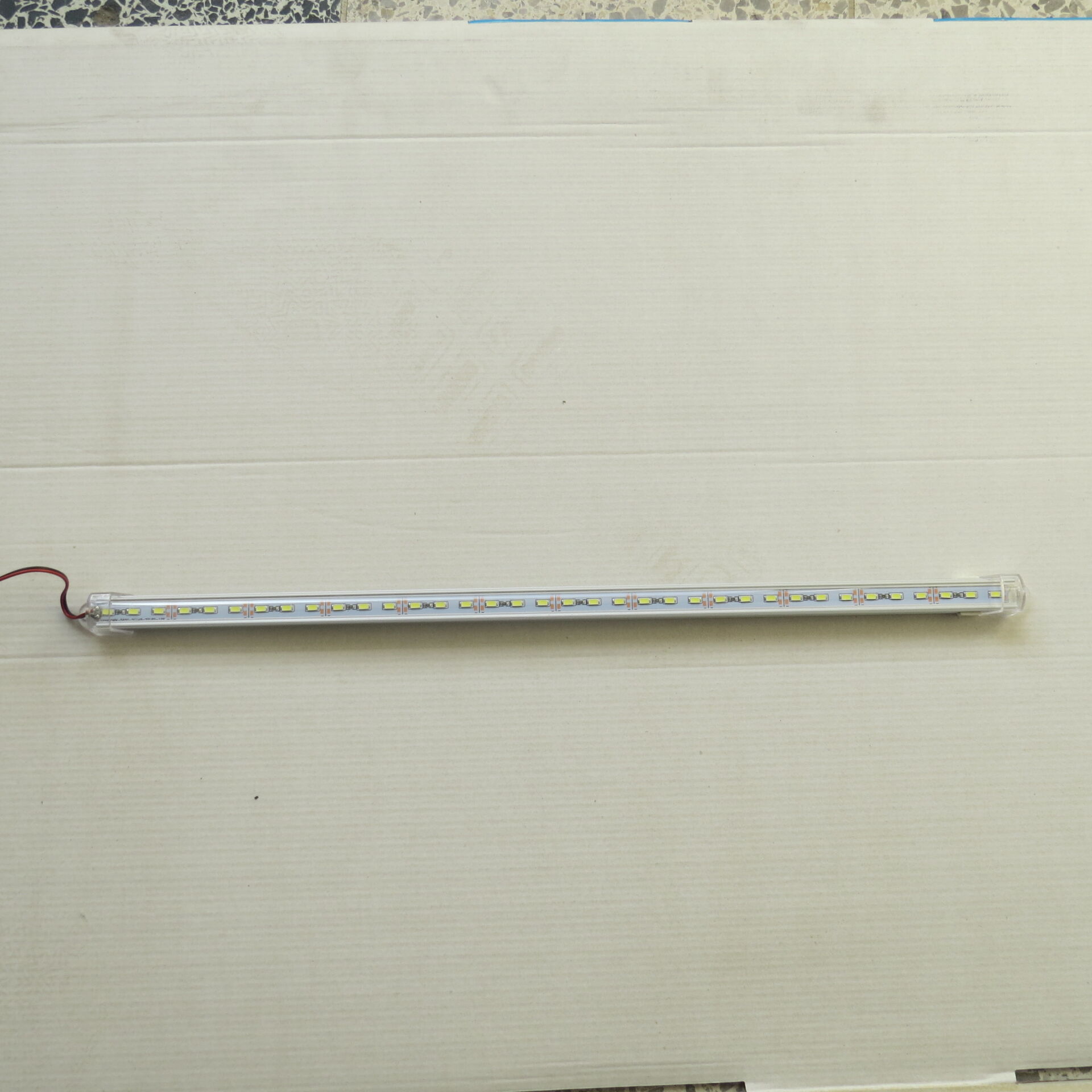 LEDLİ TAVAN LAMBA (30CM) ŞEFFAF 12V ANAHTARLI