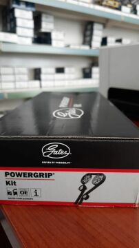 GATES GTK015646XS TRİGER SETİ + Devirdaim Su Pompası Fiat 1.6 Multijet 68308692AA-001