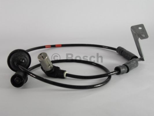 Tekerlek Devir Sensörü - Ön / SolWS1021MERCEDES-BE 300 SE, SEL 198509 - 199106; 200 D 197602 - 198511; 200 198006 - 198511; 240 D 197602 - 198511; 230 E 198004 - 198512; 280 SE, SEL 197910 - 198507; 300 D 197602 - 198511; 230 CE Coupe 198004 - 198512