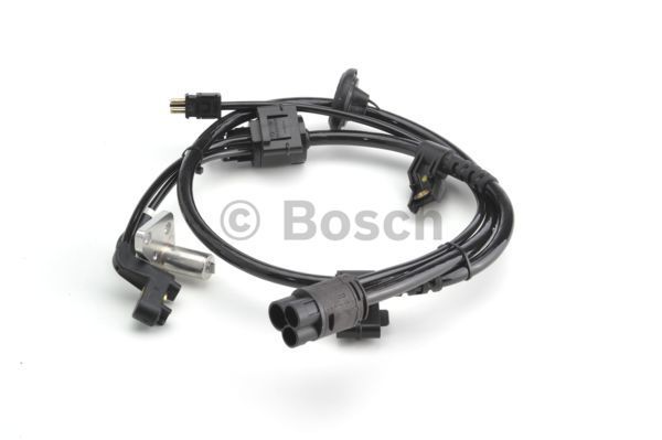Tekerlek Devir SensörüWS1350MERCEDES-BENZ S 500 199306 - 199809; S 350 TURBODIESEL 199309 - 199606; S 320 199305 - 199902; 500 SE, SEL 199102 - 199305; S 280 199306 - 199809; S 300 TURBODIESEL 199606 - 199809; S 420 199306 - 199809; S 600 199 MB A140