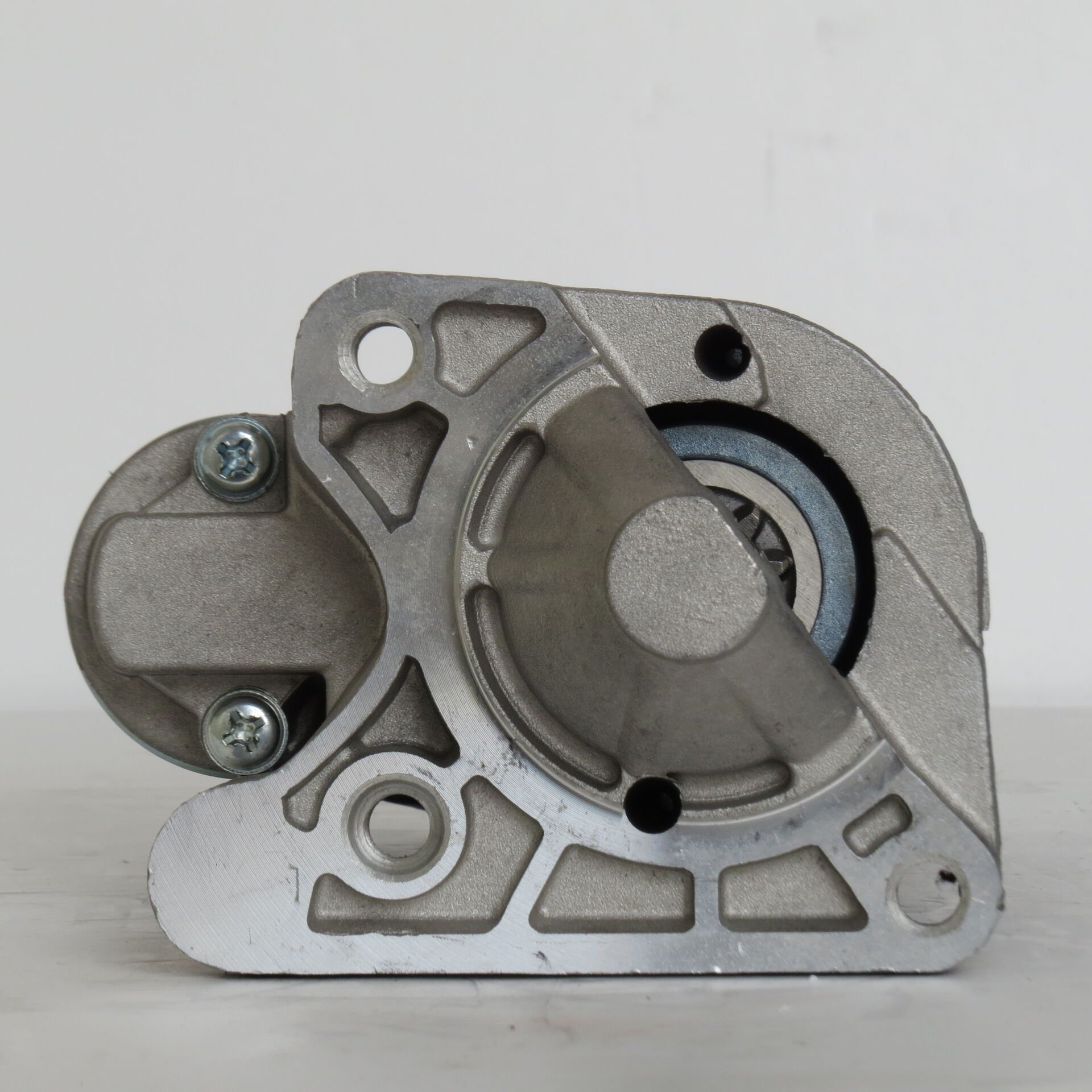 STR 6081  MARŞ MOTORU 12V RENAULT KANGOO 1.4  RENAULT MEGANE 1.4 RENAULT CLIO III 1.4 DACIA SANDERO DACIA LOGAN   M2T13581    M2T48381    7700273783   7700274148    7700274303 M2T13281 M2T13581