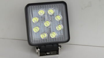 MEDOR 3652 9 LEDLİ KARE ÇALIŞMA LAMBASI ADET 27W 43,3,3652