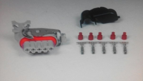 RADE.214. RADE MERCEDES ALTERNATÖR SOKET (AXOR 5'Lİ) 7532