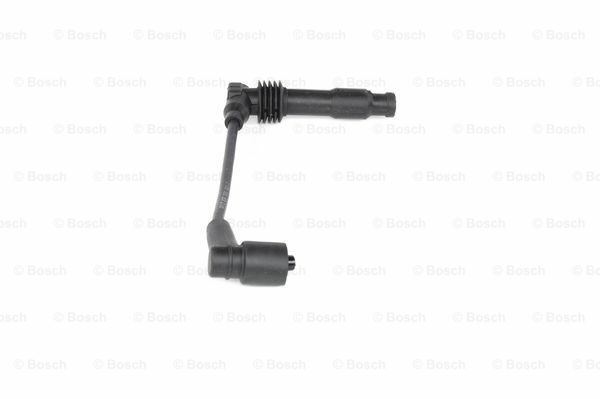 Buji KablosuOPEL; CHEVROLET Vectra 1.8 i 16 V 199509 - 200009; Omega 2.0 i 199309 - 199908; Vectra 2.0 i 16V 199509 - 200209; Astra 2.0i 199109 - 199802; Vectra 1.8 i 16 V Caravan 199509 - 200009; Vectra 2.0 i 16V Caravan 199509 VAU 90449693; VAU 903