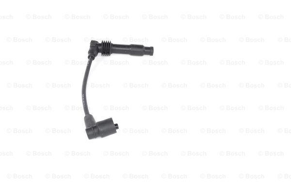 Buji KablosuOPEL; CHEVROLET Vectra 1.8 i 16 V 199509 - 200009; Omega 2.0 i 199309 - 199908; Vectra 2.0 i 16V 199509 - 200209; Astra 2.0i 199109 - 199802; Vectra 1.8 i 16 V Caravan 199509 - 200009; Vectra 2.0 i 16V Caravan 199509 VAU 90449692; VAU 903