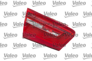 44524 BAGAJ STOPU (SAĞ) LED AUDI A6  2010/11 4G5945094A