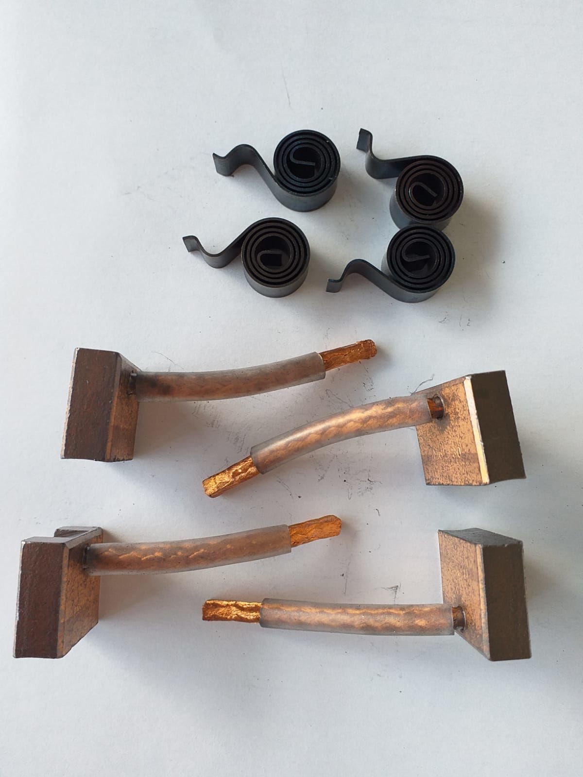 MSX1249  MARŞ KÖMÜR TAKIMI 24V 4KW MAN YM  IS0729-0730 LETRİKA MAHLE