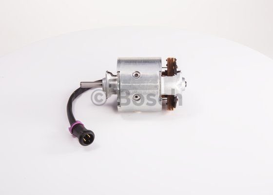 DC MotorFORD; VW (VOLKSWAGEN) Santana 2.0i 199001 - 199308; Santana 2.0 198402 - 199408; Santana 2.0 198402 - 199308; Santana 1.8Mi 199901 - 200605; Santana 1.8Mi 199802 - 200605; Santana 1.8Mi 199701 - 199812; Santana 2.0i 199309 VWW 3259591131; FOR