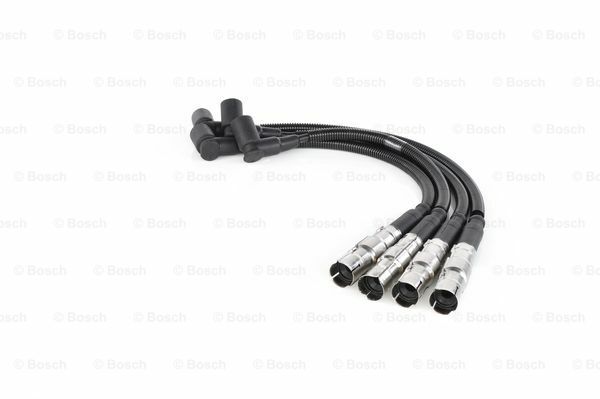 Buji Kablo SetiBMW 318 i 199804 - 200109; 316 i 199804 - 200209; 316 ti Compact 200106 - 200403; 316 i Compact 199812 - 200009; 318 Ci Coupe 199904 - 200109; 318 i Touring 199910 - 200109; 316 Ci Coupe 199910 - 200209;