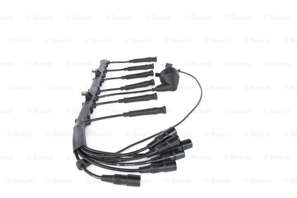 Buji Kablo SetiBMW 320 i Cabrio 198604 - 199312; 320 i 198512 - 199112; 325 i Cabrio 198612 - 199301; 325 i 198612 - 199112; 325 i 198509 - 199112; 325 i Cabrio 198509 - 199301; 325 i Touring 198707 - 199312; 325 e 1985 BMW 12121720529; BMW 121