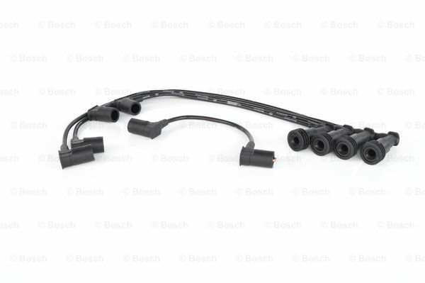Buji Kablo SetiPORSCHE 944 2.5 198107 - 198412; 944 2.5 Turbo 198709 - 199107; 944 2.5 198501 - 198707; 944 2.5 Turbo 198508 - 198807; 944 2.5 198708 - 198807; 944 2.7 198811 - 198907; 944 2.5 Turbo 198508 - 198607; 944 2.5