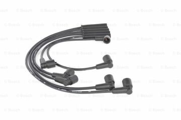 Buji Kablo SetiVOLVO 850 2.5 GLE Kombi 199209 - 199707; V70 I 2.5 199701 - 200003; 850 2.5 GLE 199209 - 199707; 850 2.5 GLT 199109 - 199707; 850 2.5 GLT Kombi 199109 - 199707; V70 I 2.5 20V 199701 - 200003; S70 2.5 199701 VOL 9135701; VOL 9135700