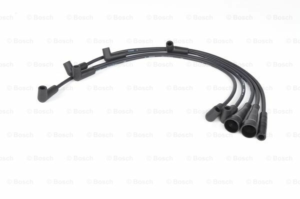Buji Kablo SetiRENAULT 21 Fastback 1.7i 198909 - 199312; 21 1.7 199006 - 199412; 21 1.7i 198603 - 199412; 21 Nevada 1.7i 198606 - 199512; 21 1.7 198603 - 199412; 21 Nevada 1.7 199006 - 199512; 21 Fastback 1.7 198909 - 19911