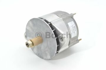 AlternatörCASE 800-Serie; W-Serie CUM 3923624; CAS R941543