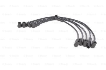 Buji Kablo SetiRENAULT 21 1.7i 198603 - 199412; 19 Cabrio 1.7i 198809 - 199512; 21 Nevada 1.7i 198606 - 199512; 5 1.7 198706 - 199612; 19 1.7i 198809 - 199512; 5 1.7i 198610 - 199612; 21 Fastback 1.7i 198909 - 199312 REN 7700850309