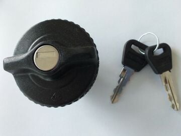 OPEL MERCEDES KİLİTLİ DEPO KAPAĞI