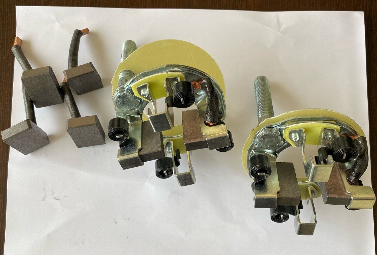 6195 DELCO 39MT BMC PROF. 827 24V KÖMÜR YUVASI KÖMÜR YUVASI