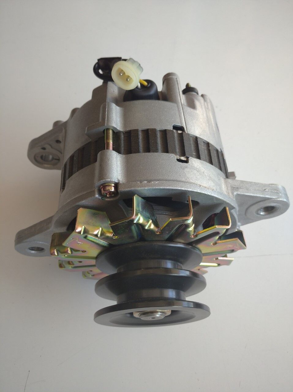 A4T57986 ALTERNATÖR 24V 40 AMPER