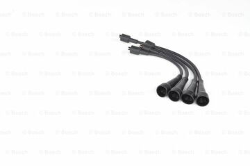 Buji Kablo SetiRENAULT Espace III 2.0i 199610 - 200210; Laguna I 1.8i 199509 - 200103; Megane Classic 2.0i 199609 - 200309; Laguna I 1.8i 199509 - 200102; Scenic 2.0i 199611 - 200304; Laguna I 2.0i 199601 - 200102; Laguna I REN 7700106221