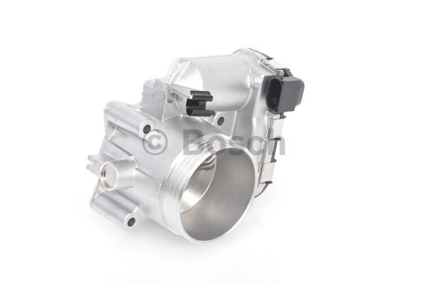 Gaz Kelebeği TertibatıVOLVO XC90 2.5T AWD 200210 - 201210; V70 II 2.4 T 200003 - 200307; V70 II 2.5 T 200404 - 200707; XC70 I 2.5T AWD 200208 - 200707; S60 I 2.0 T 200011 - 200907; S60 I 2.4 T 200011 - 200307; XC90 T6 AWD 200301 VOL 8677867; VOL 8677658