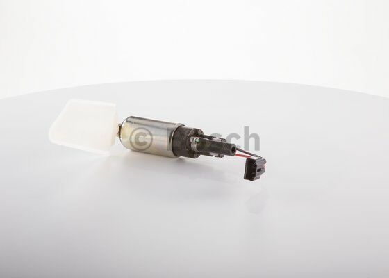 Elektr. Yakıt PompasıTOYOTA; FAW Corolla 1.6i 16V Hatchback 200111 - 200702; Corolla 1.4i 16V Hatchback 200111 - 200712; RAV4 2.0 VVT-i 4x4 200005 - 200511; Corolla 1.6i 16V Wagon 200110 - 200611; Corolla 1.4i 16V 200110 - 200611; Ya TOY 2322715040;