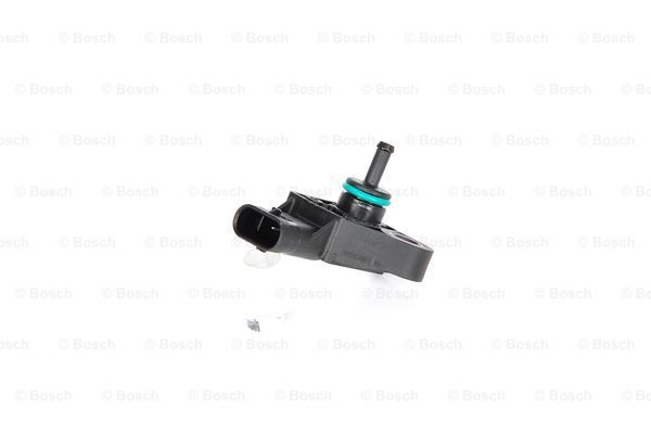 Basınç SensörüMERCEDES-BENZ B 180 09.2011 - ; A 180 06.2012 - ; B 200 09.2011 - ; A 200 06.2012 - ; S 500 05.2013 - ; S 500 4MATIC 08.2013 - ; SL 500 02.2012 - 12.2013; S 500 CGI 09.2010 - 12.2013; ML 63 AMG 4MATIC 08.2011 - ; G MB A0071533128; MB 00715