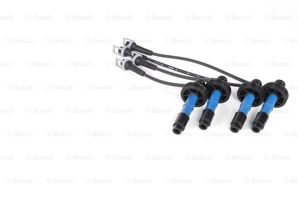 Buji Kablo SetiVOLVO; RENAULT S40 I 1.8 16V 199908 - 200401; V40 I 1.8 16V 199904 - 200406; V40 I 1.8 16V 199501 - 199907; V40 I 1.8 16V 199908 - 200404; S40 I 1.8 16V 199509 - 199907; V40 I 2.0 199601 - 199907; S40 I 1.6 16V 1999 VOL 1275603; VOL 12