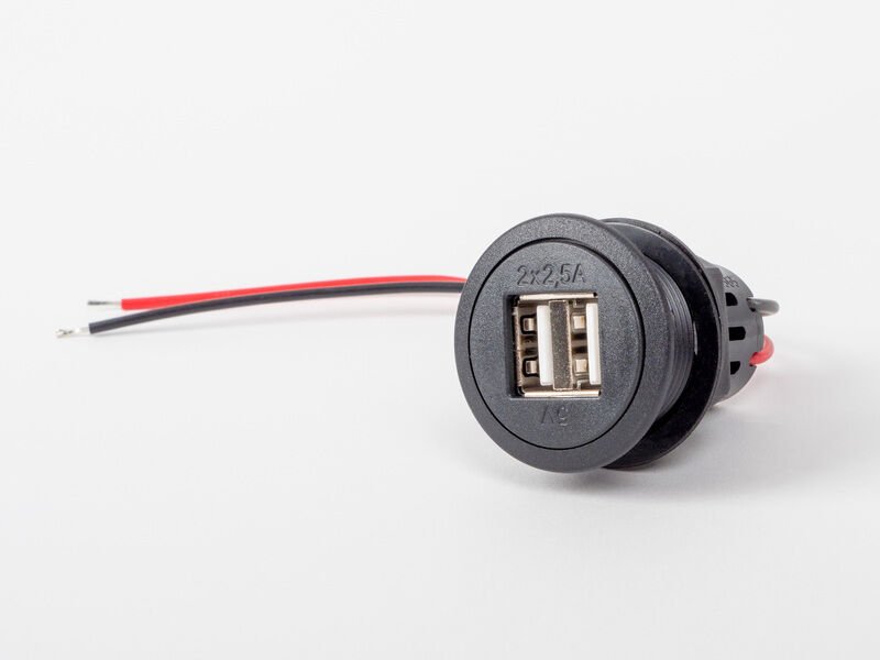 SUC5BYR 12V/24V 2A STOP BUTONLU BORU TİPİ USB ŞARJ 30440065