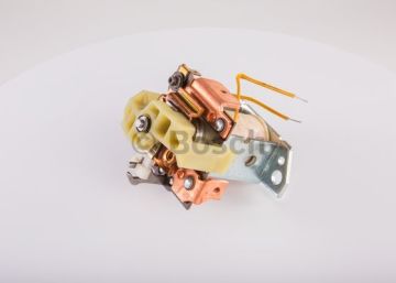 Kontrol rölesi VOL 241897; SOA 50005874