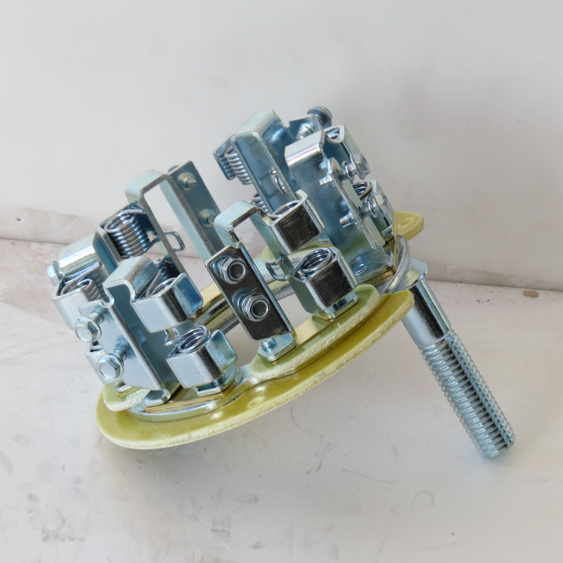 MEDOR BHD 210  KÖMÜR YUVASI YM 6 KÖÜRLÜ TİP CATERPİLLAR D7 D8 6 LI TEK YAY  1984974 1985065