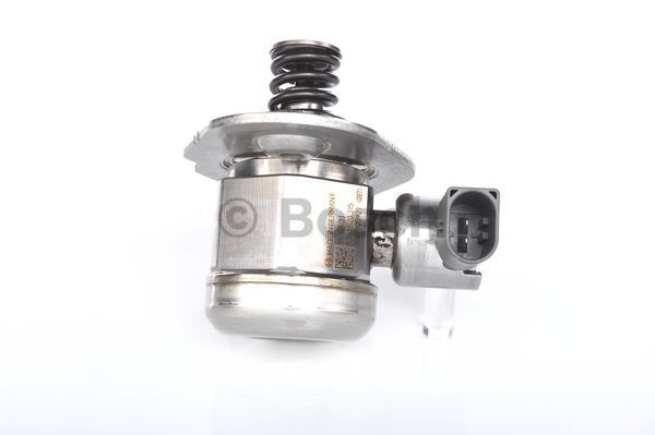 Yüksek Basınç PompasıBMW 320 i 201203 - ; 328 i 201202 - ; X 1 sDrive 20 i 201109 - ; X 1 xDrive 28 i 201103 - ; 125 i 201203 -  BMW 13518620153