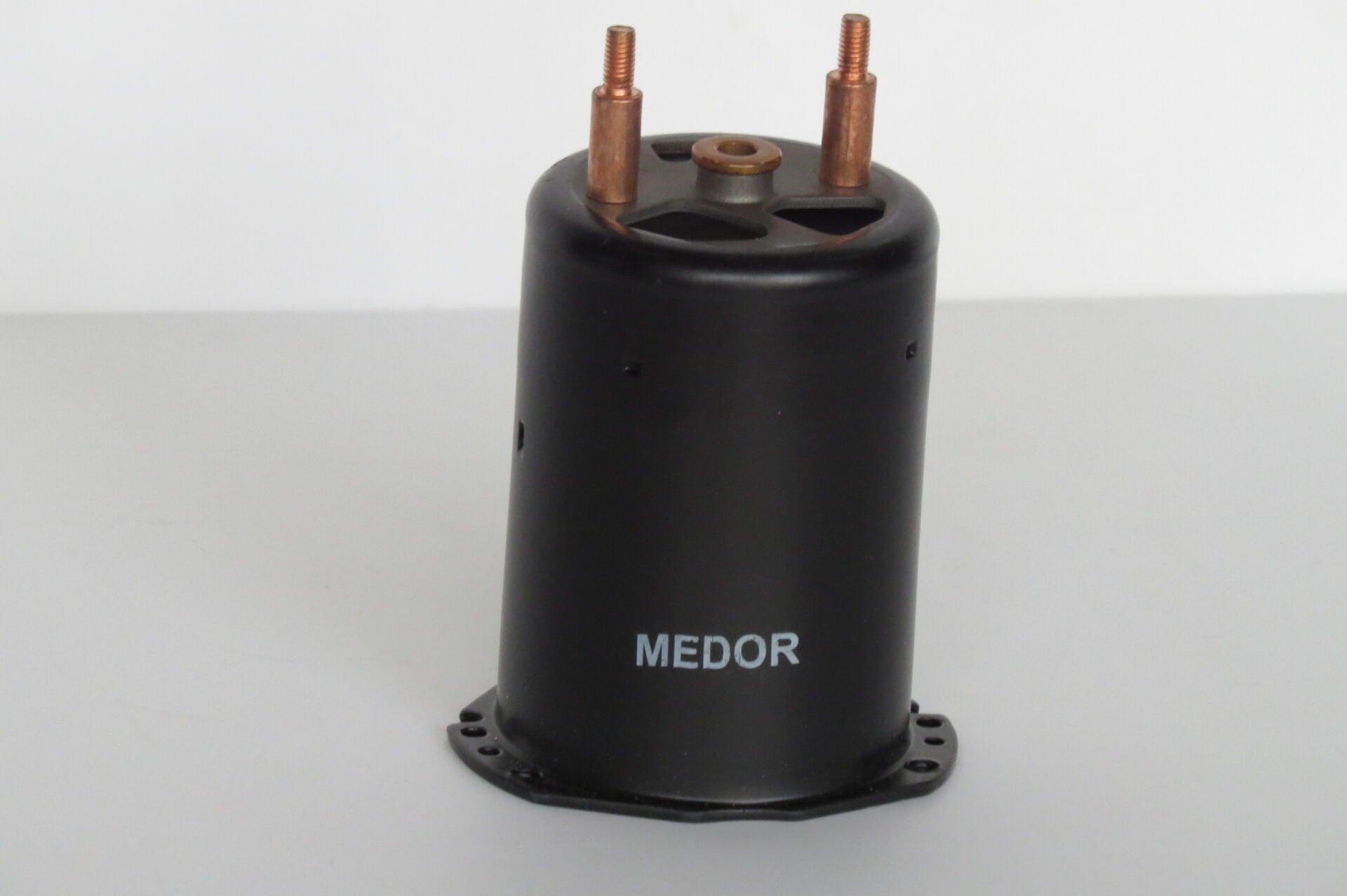 MEDOR VYC 240   MARŞ YASTIĞI 12V MIKNATISLI  RENAULT 9 19 MEGANE GÖVDELİ  D6RA32